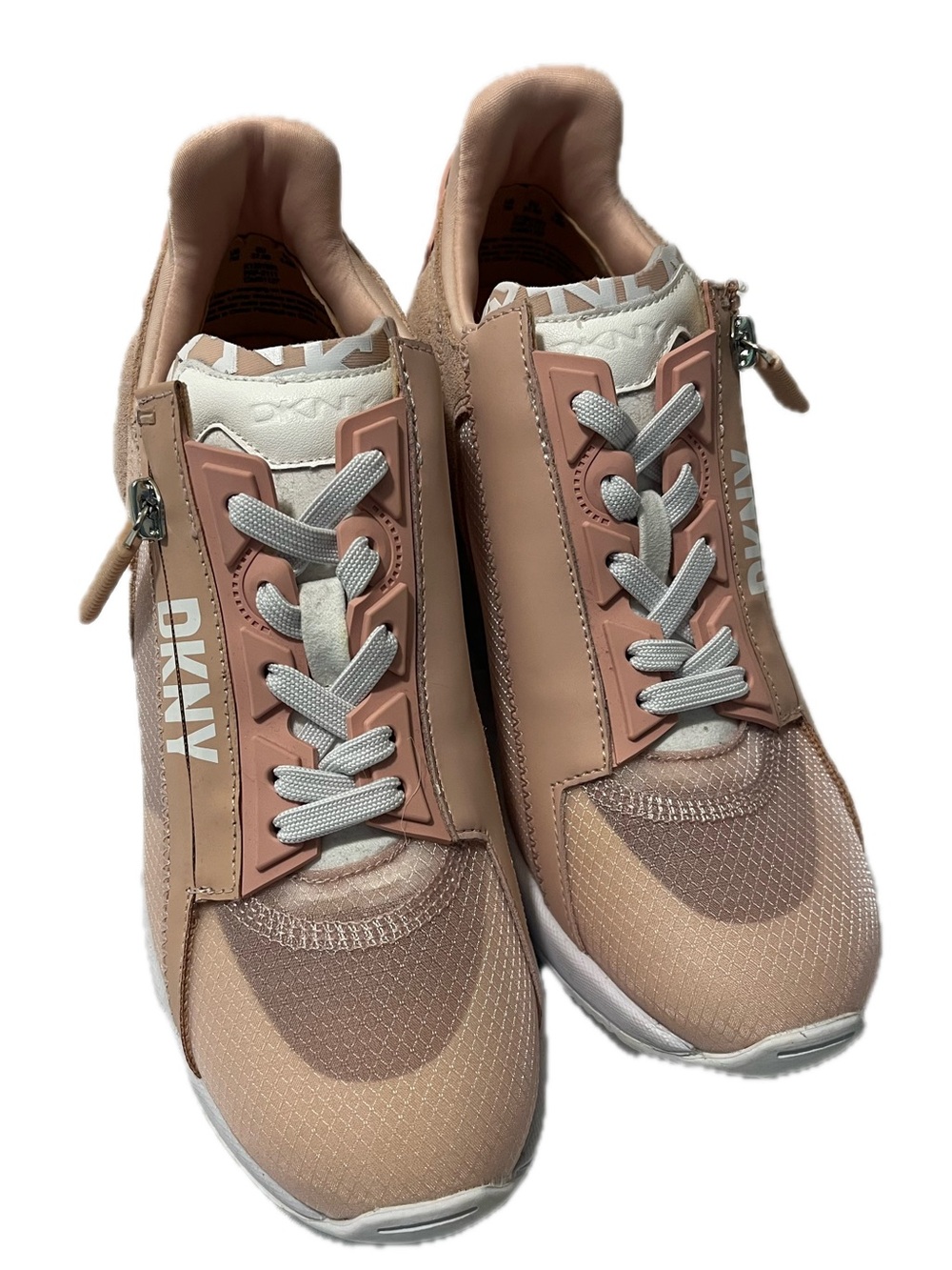 DKNY Pink Peach Zipper High Top Platform Fashion Sneakers Women’s Size 7M